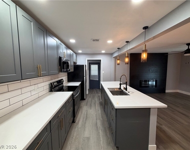 2021 Santa Clara Drive - Photo Thumbnail 22