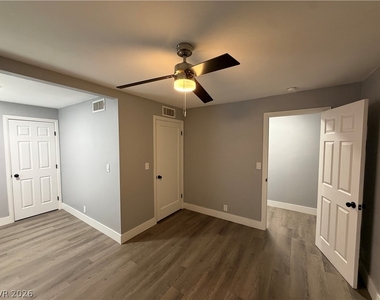 2021 Santa Clara Drive - Photo Thumbnail 41