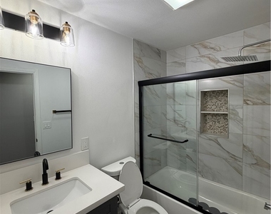 2021 Santa Clara Drive - Photo Thumbnail 36
