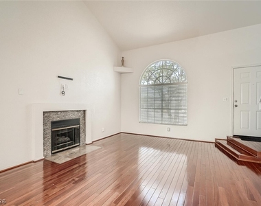 7700 Almeria Avenue - Photo Thumbnail 7
