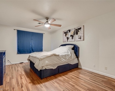 7700 Almeria Avenue - Photo Thumbnail 14