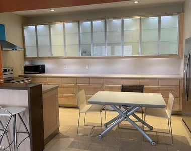 2031 Hussium Hills Street - Photo Thumbnail 3