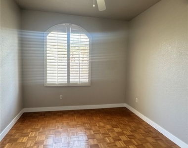 4481 Tomer Lane - Photo Thumbnail 21