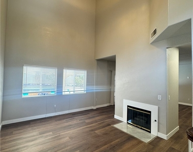 4481 Tomer Lane - Photo Thumbnail 4