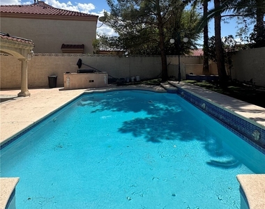 4481 Tomer Lane - Photo Thumbnail 13