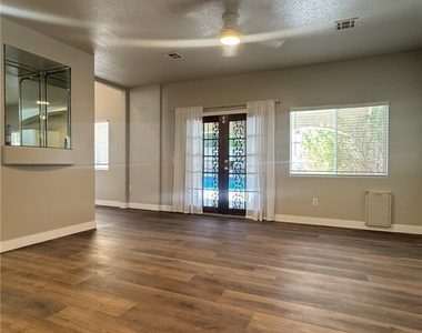 4481 Tomer Lane - Photo Thumbnail 7