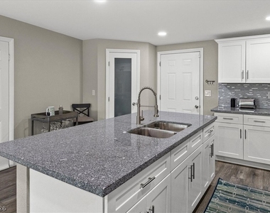 2964 Berman Street - Photo Thumbnail 6