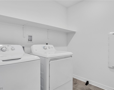 5772 Avondale Rise Way - Photo Thumbnail 28