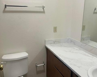 5323 Mancos Court - Photo Thumbnail 4