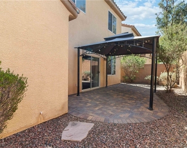 8396 Waylon Avenue - Photo Thumbnail 26
