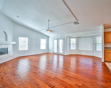 6025 Egan Crest Drive - Photo Thumbnail 17