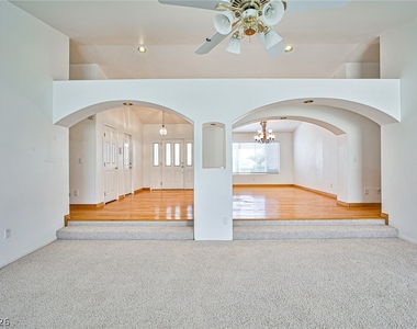6025 Egan Crest Drive - Photo Thumbnail 15