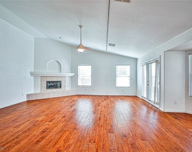 6025 Egan Crest Drive - Photo Thumbnail 18
