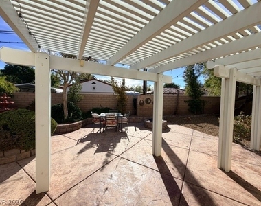 535 Cherry Street - Photo Thumbnail 27