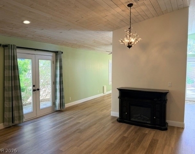 535 Cherry Street - Photo Thumbnail 3
