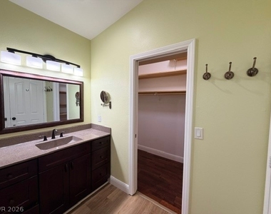 535 Cherry Street - Photo Thumbnail 13