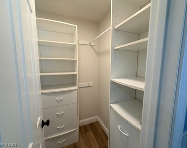 535 Cherry Street - Photo Thumbnail 15
