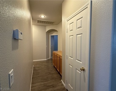 559 Artrea Place - Photo Thumbnail 7