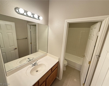 559 Artrea Place - Photo Thumbnail 15