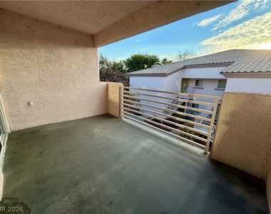4555 E Sahara Avenue - Photo Thumbnail 15