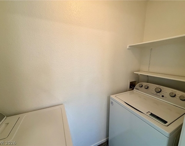4555 E Sahara Avenue - Photo Thumbnail 5