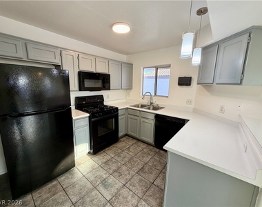 4555 E Sahara Avenue - Photo Thumbnail 3