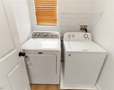 5870 Lustrous Court - Photo Thumbnail 24