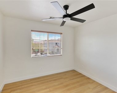 5870 Lustrous Court - Photo Thumbnail 25