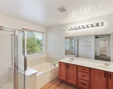 5870 Lustrous Court - Photo Thumbnail 21