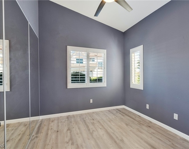 5049 Forest Oaks Drive - Photo Thumbnail 18