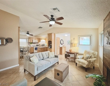 525 Tabony Avenue - Photo Thumbnail 10