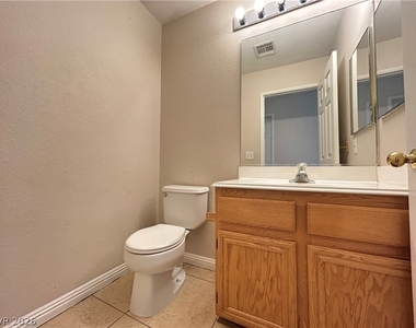 9317 Mountain Cliffs Avenue - Photo Thumbnail 8