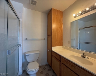 6211 Meadowhaven Lane - Photo Thumbnail 20