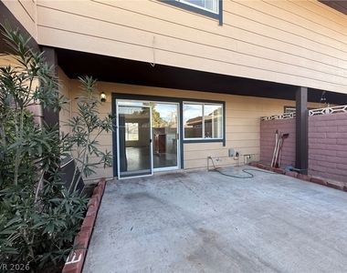6211 Meadowhaven Lane - Photo Thumbnail 37