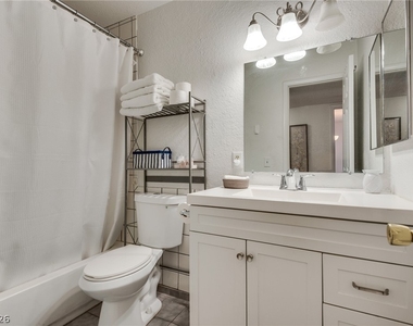 5829 Smoke Ranch Road - Photo Thumbnail 23