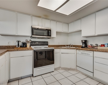 5829 Smoke Ranch Road - Photo Thumbnail 16