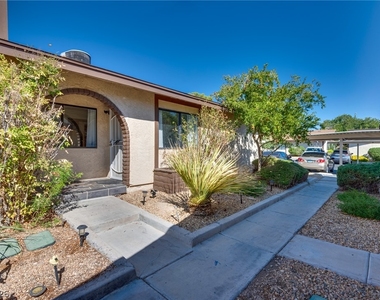5829 Smoke Ranch Road - Photo Thumbnail 2