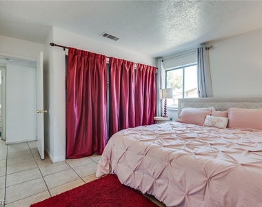 5829 Smoke Ranch Road - Photo Thumbnail 21