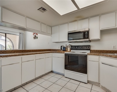 5829 Smoke Ranch Road - Photo Thumbnail 19