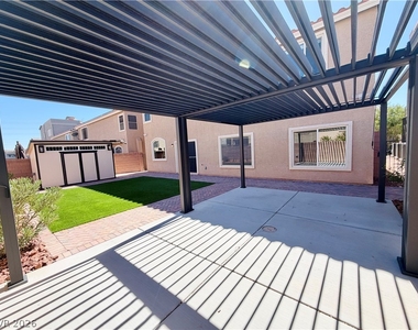 9842 Russian Hill Street - Photo Thumbnail 25