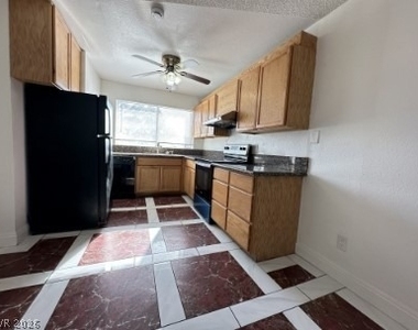 3597 Arville Street - Photo Thumbnail 8