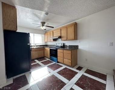 3597 Arville Street - Photo Thumbnail 4