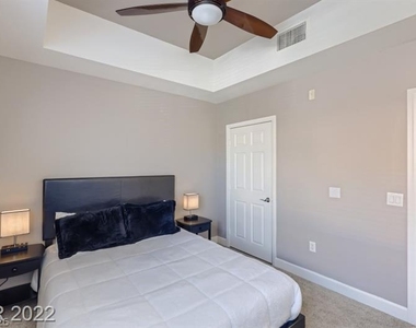 67 E Agate Avenue - Photo Thumbnail 14