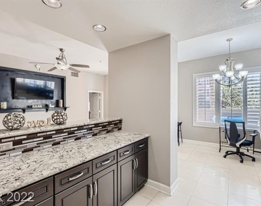 67 E Agate Avenue - Photo Thumbnail 5