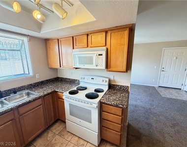7200 Pirates Cove Road - Photo Thumbnail 5