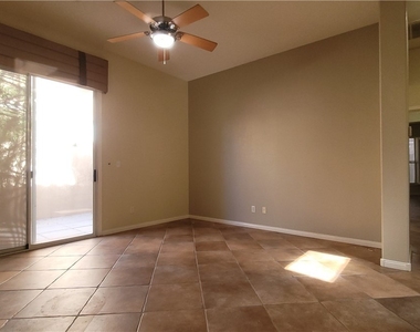 9184 Long Island Street - Photo Thumbnail 25