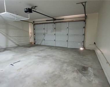 9184 Long Island Street - Photo Thumbnail 35
