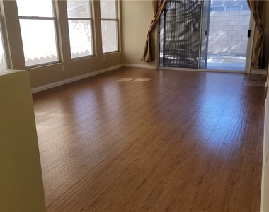 9184 Long Island Street - Photo Thumbnail 7