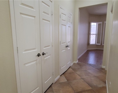9184 Long Island Street - Photo Thumbnail 11