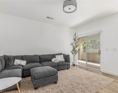 1500 Cardinal Peak Lane - Photo Thumbnail 11
